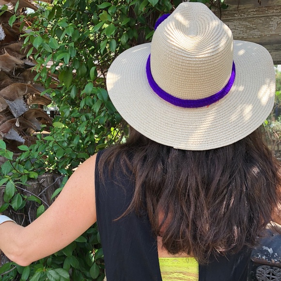 Wayuu Colombian Hat Pom Pom Braided Headband - Picture 5 of 8